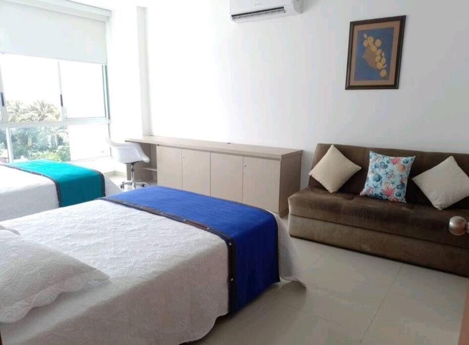 * * Magnifico * * Apto En La Playa * *costazul 405 Apartment *