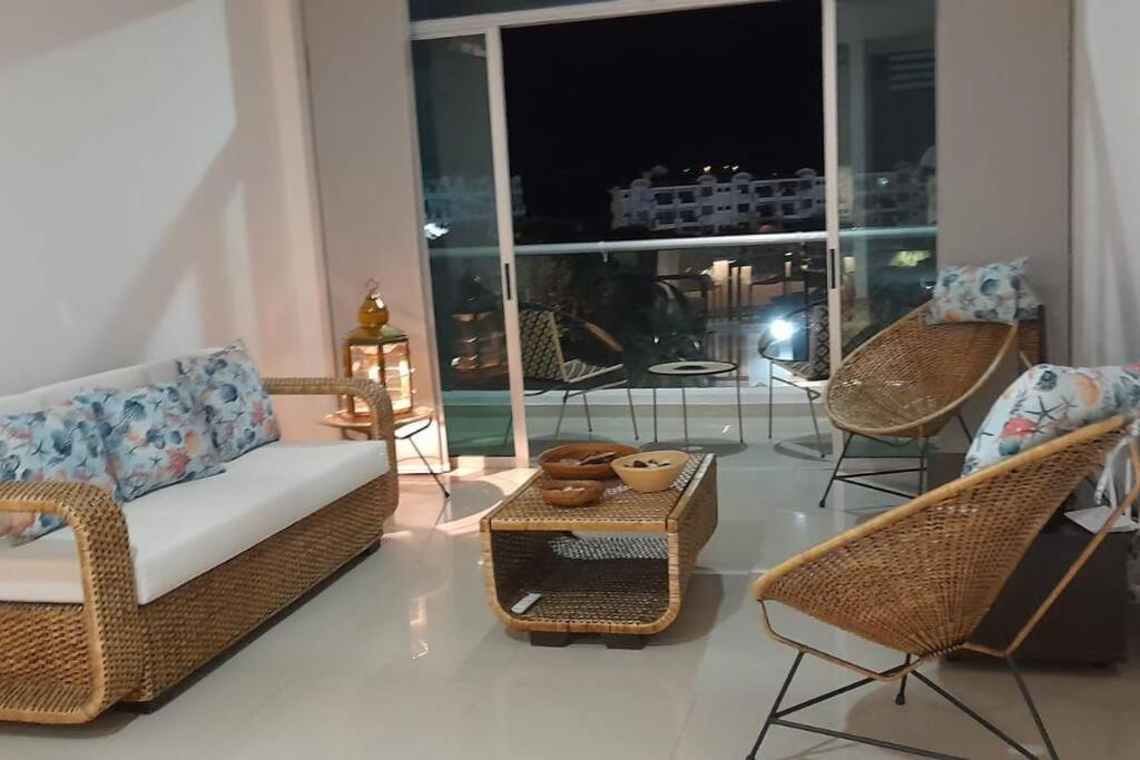* * Magnifico * * Apto En La Playa * *costazul 405 Apartment Santa Marta (Magdalena)