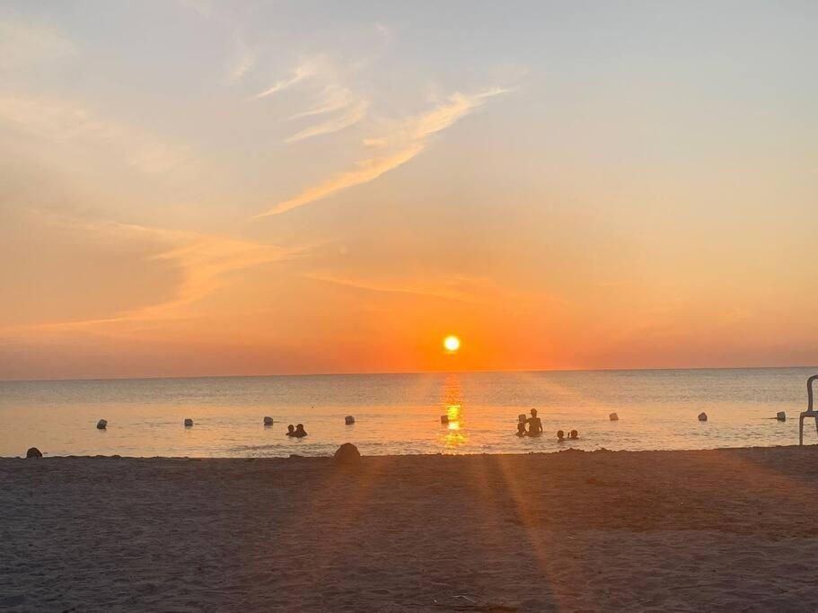 * * Magnifico * * Apto En La Playa * *costazul 405 Apartamento *